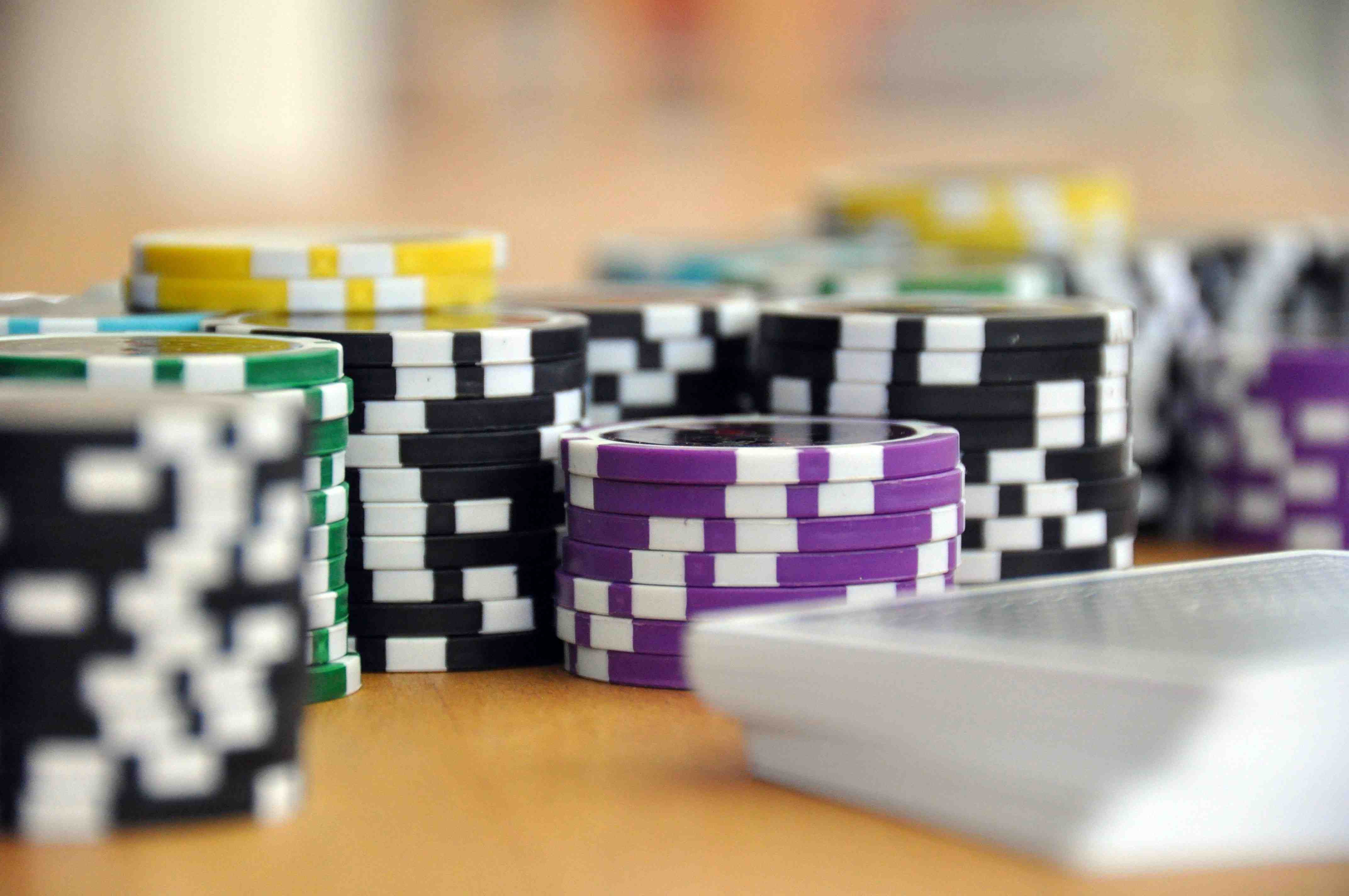 vitibet app ဂိမ်းများ Sportsbook Live Casino Slots ငါးပစ်ဂိမ်း Esports မြန်မာ ကစားသမားများ ဒေါင်းလုဒ်ဆွဲပြီး ကစားနေသောမြင်ကွင်း